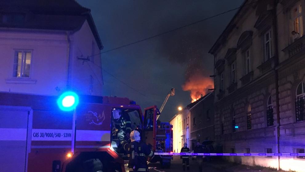 Požár domu v centru Plzně