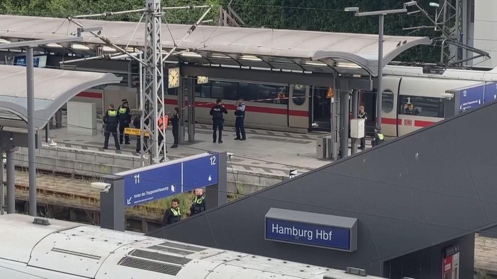 Útok nožem na hamburském nádraží