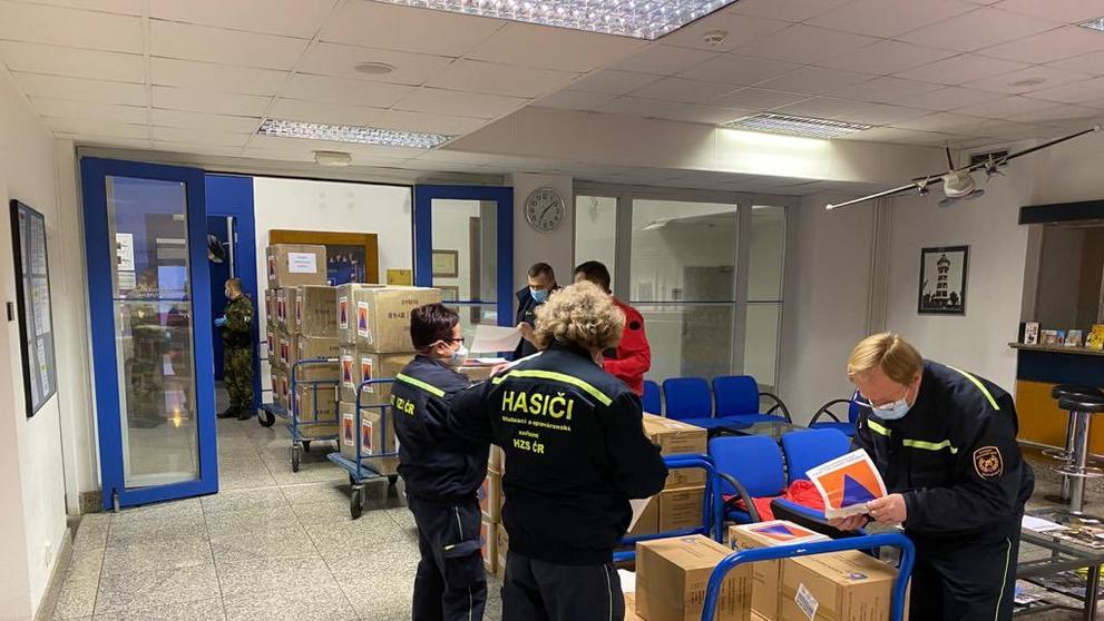 Humanitární pomoc pro Arménii na letišti v Kbelích - 3