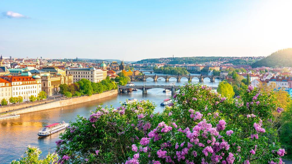 Rozkvetlá Praha
