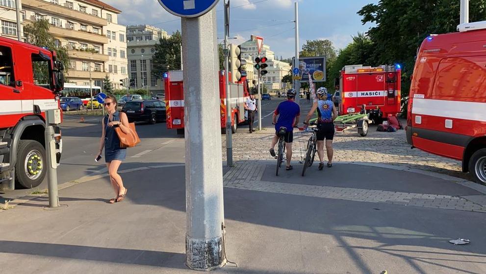 Olejová skvrna na Vltavě - 11