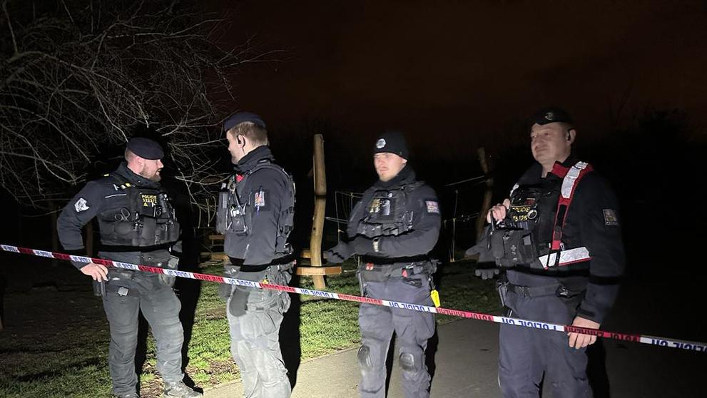 Policie vyšetřuje nález tří těl (2)