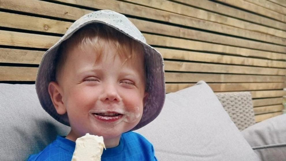 Chyba lékařů stála dvouletého chlapečka život  (4)