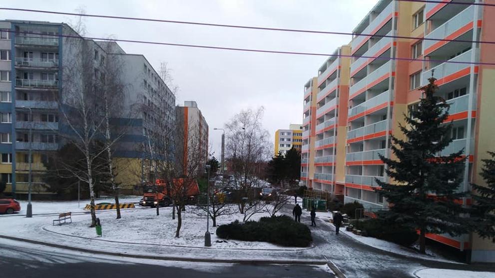 Riskantní jízda po chodníku - 15
