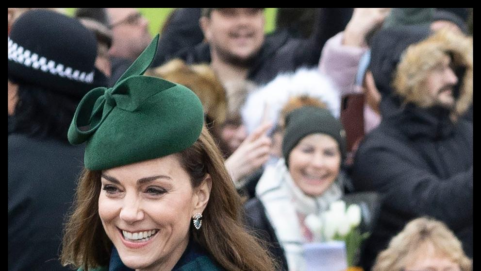 Princezna Kate a princezna Charlotte, 25. 12. 2024 Vánoční procházka do kostela v Sandringhamu