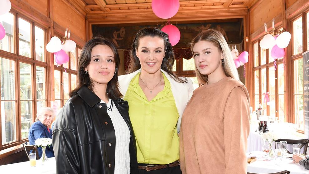 Natálie Jirásková, Iva Kubelková, Karolína Jirásková
