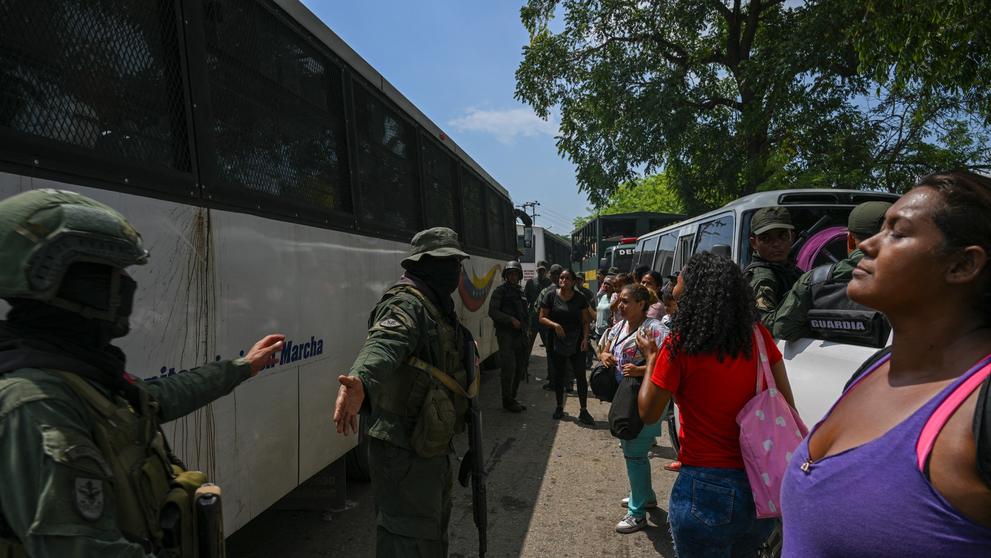 Vojáci dobyli zpět věznici, kterou ve Venezuele léta ovládal gang (1)