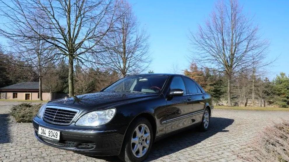 Mercedes-Benz S 500, který patřil Karlu Gottovi - 10