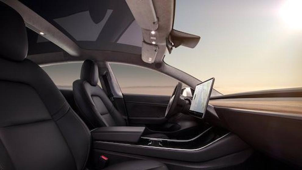 Tesla Model 3 - 13