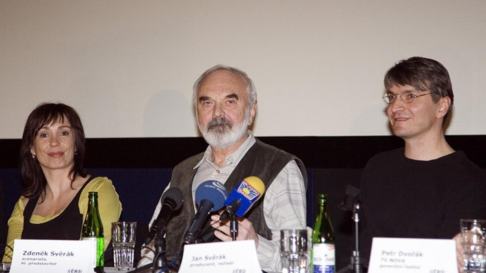 Tisková konference k filmu Vratné lahve - Nela Boudová, Zdeněk Svěrák, Jan Svěrák