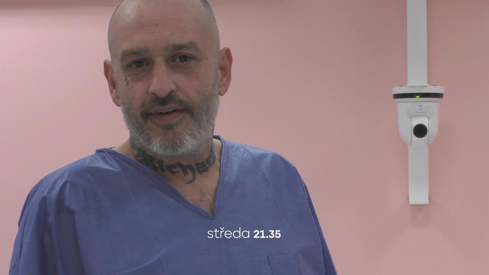 Malé lásky: Drsný rapper v roli otce - 1