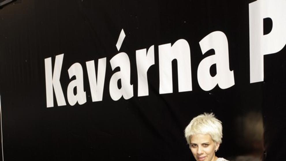 Kavárna POTMĚ.