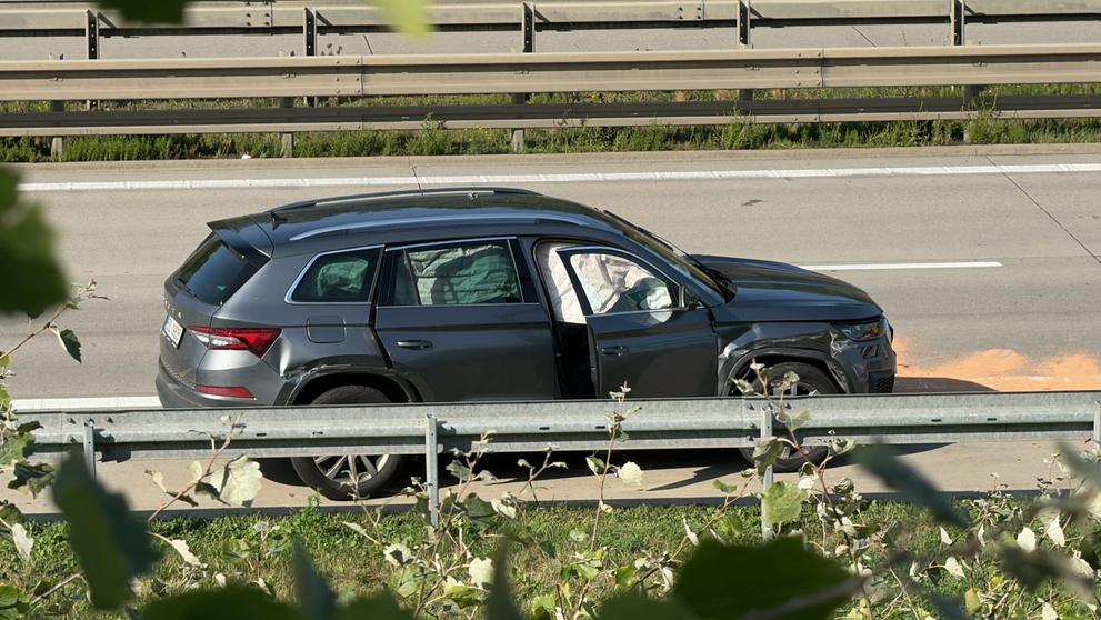 Vážná dopravní nehoda na pražském okruhu (10)