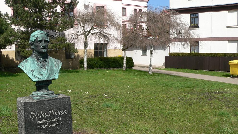 Bezprizorní státní majetek - majetek po Okresním ústavu sociálních služeb Litomyšl