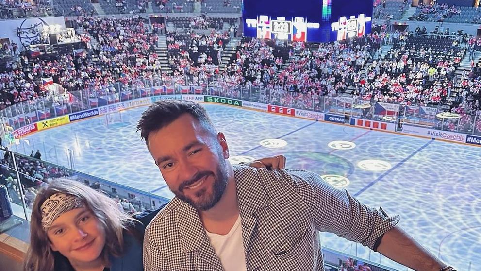 Marek Ztracený se synem na Mistrovství světa v ledním hokeji