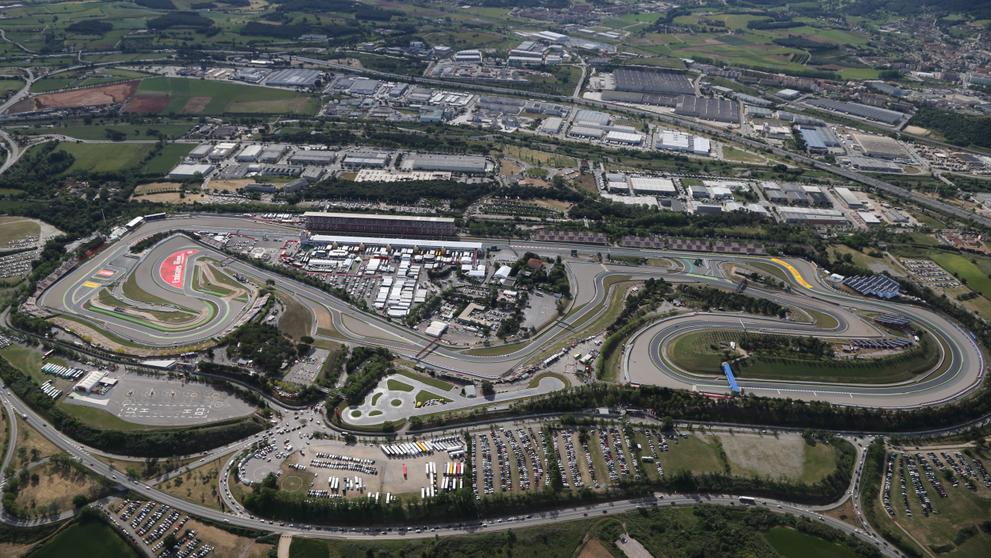 Okruh v Barceloně využívají jak jezdci F1, tak i závodníci MotoGP