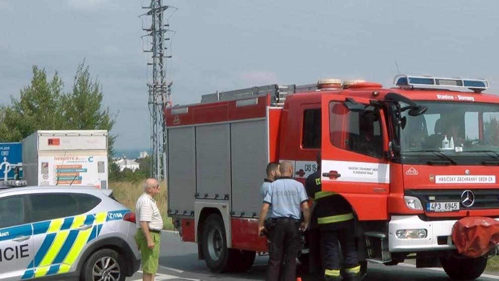 Srážka naklaďáku s dívkou na Plzeňsku - 4