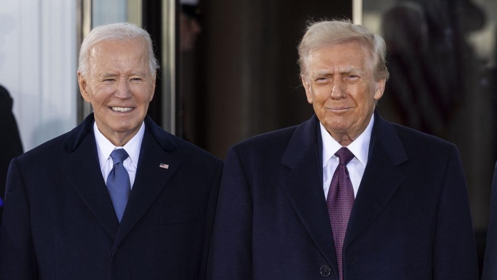 Joe Biden a Donald Trump v Bílém domě