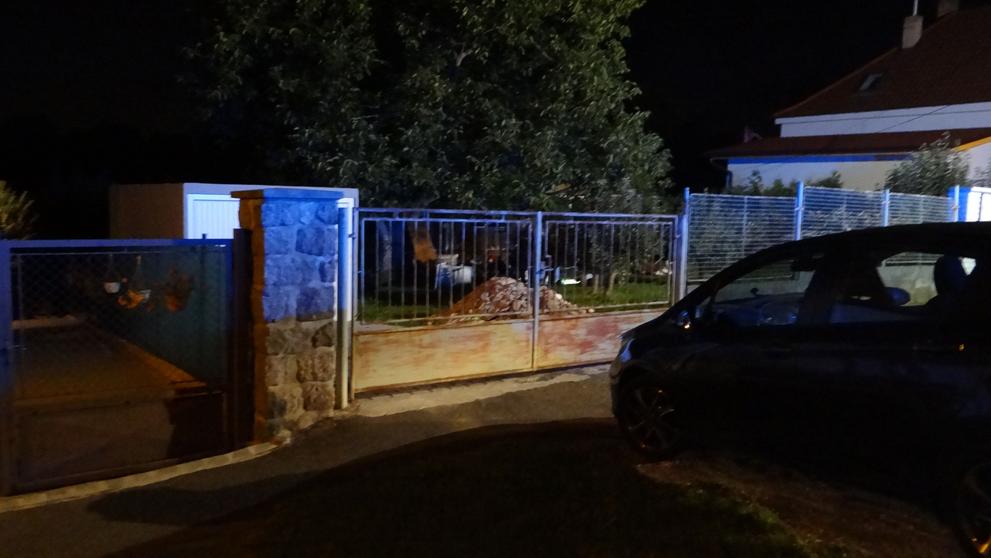 Hasiči muže rychle vytáhli, oživit se ho však nepodařilo