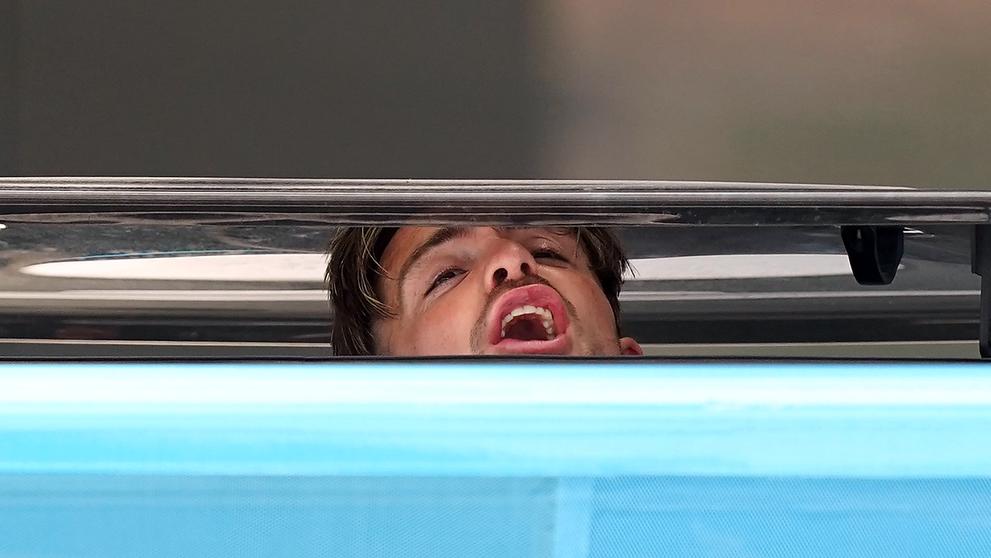 Jack Grealish si užíval i jízdu tramvají