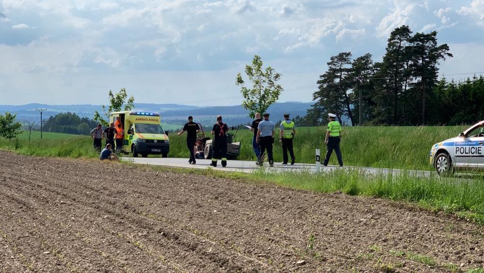 Nehoda u Nemíže na Benešovsku - 2