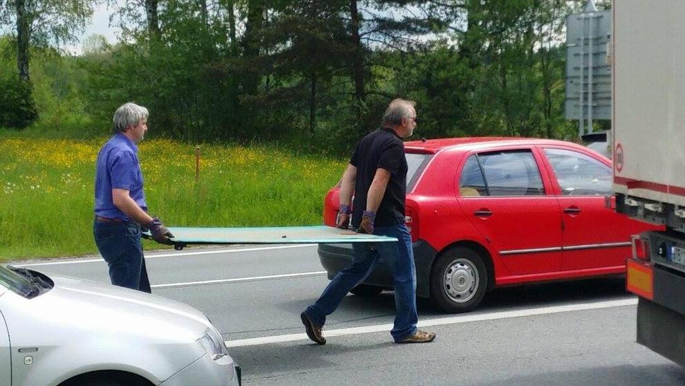 Autobus za jízdy amputoval cyklistovi ruku a rozpáral břicho - 5