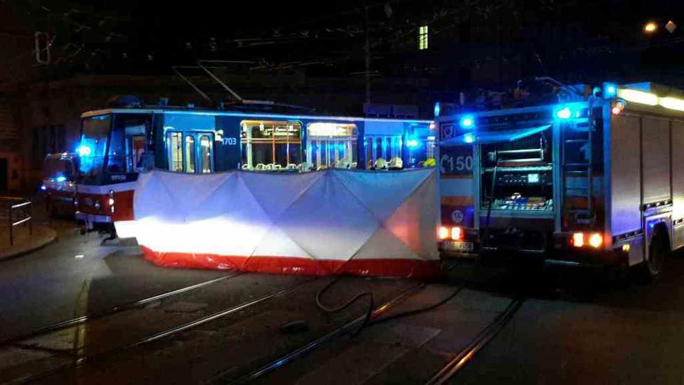 Nehoda auta a tramvaje v Brně - 3