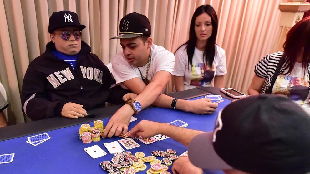 Poker s mrtvolou - 3