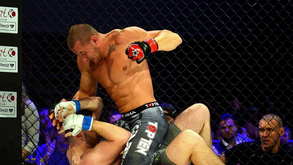 Miroslav Slepička z fotbalisty je vítěz v MMA - 2