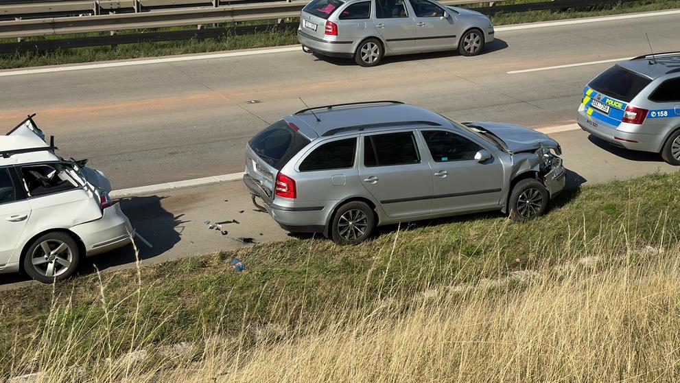 Vážná dopravní nehoda na Pražském okruhu (3)