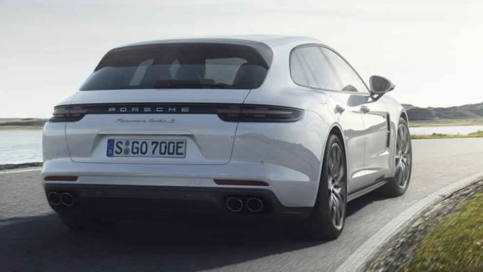 Porsche Panamera Turbo S E-Hybrid Sport Turismo - 13
