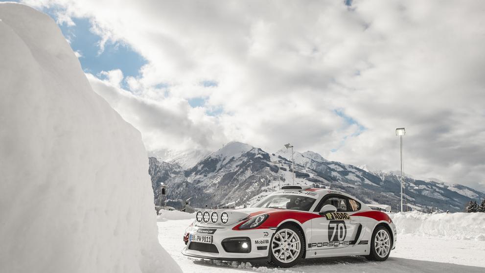 Porsche Cayman GT4 Rallye - 21