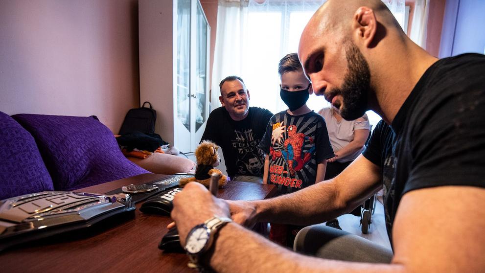 Volkan Oezdemir na návštěvě Tondy