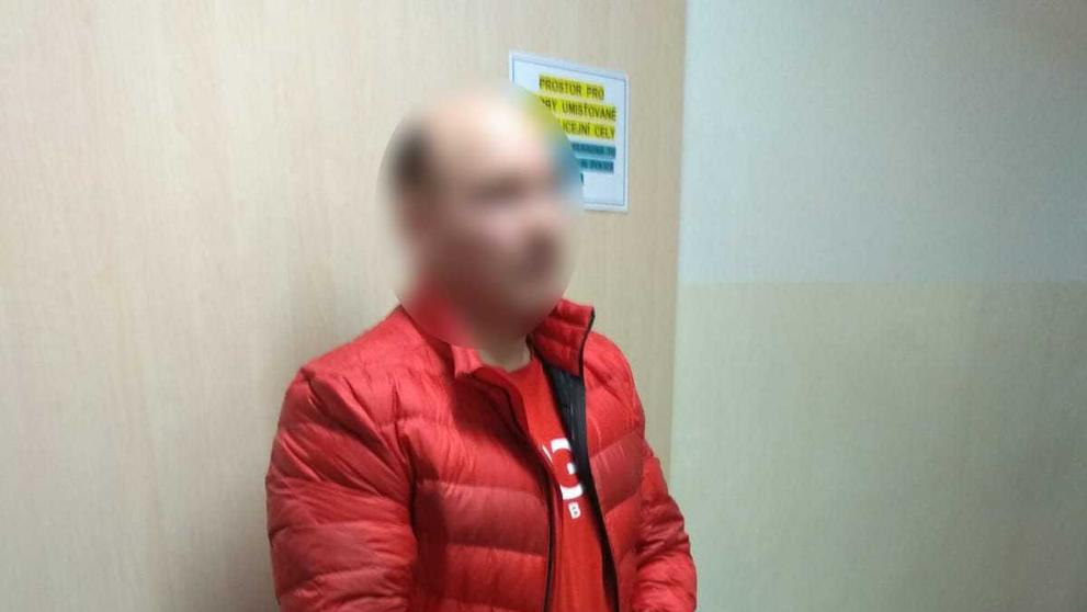 Zadržení muže podezřelého z vražd - 1