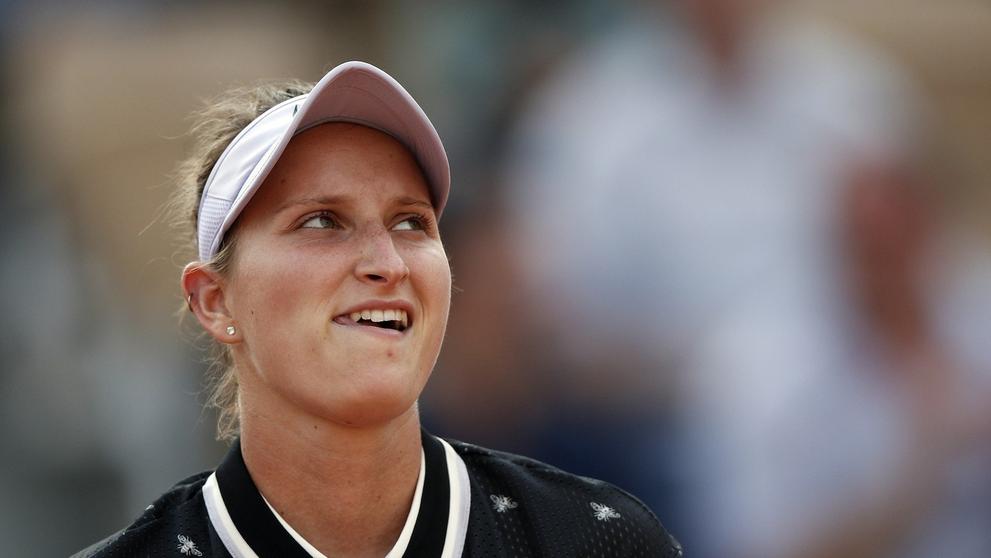 Markéta Vondroušová při zápase s Martičovou