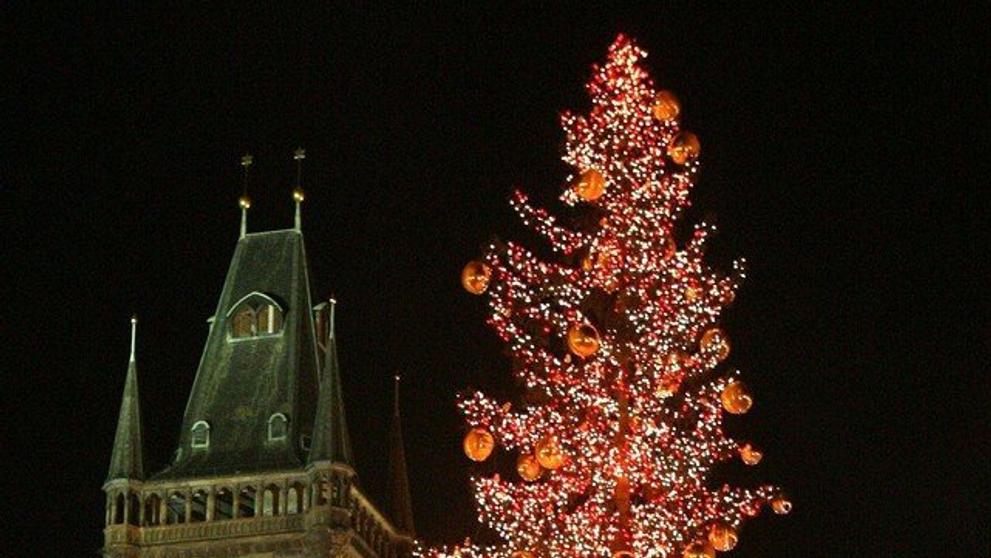 Vánoční strom na Staroměstském náměstí - 2007