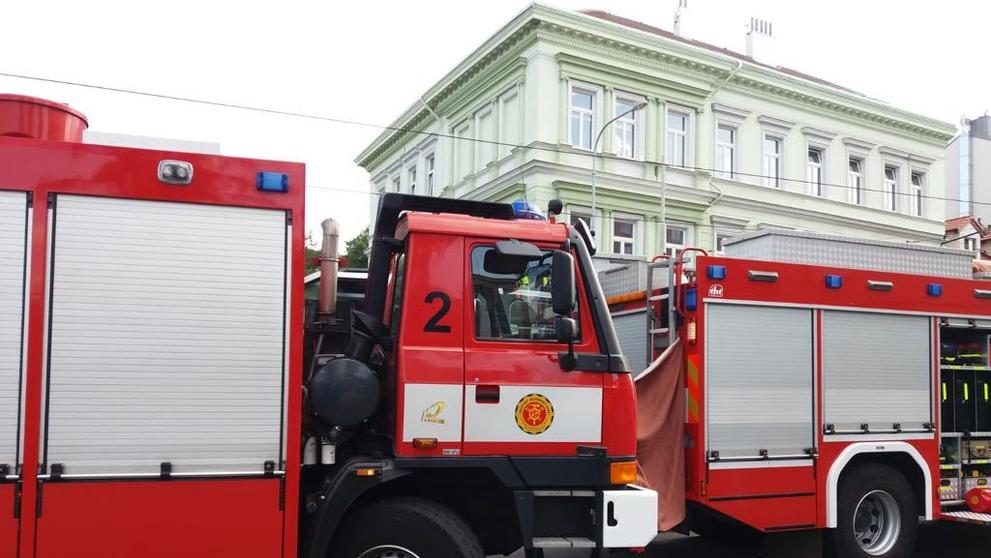Ženu srazila tramvaj na Bělohorské - 2