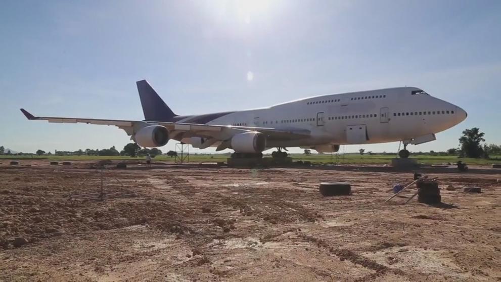 Boeing 747 na zahradě - 8