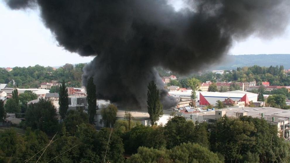 Požár Akumy v Mladé Boleslavi
