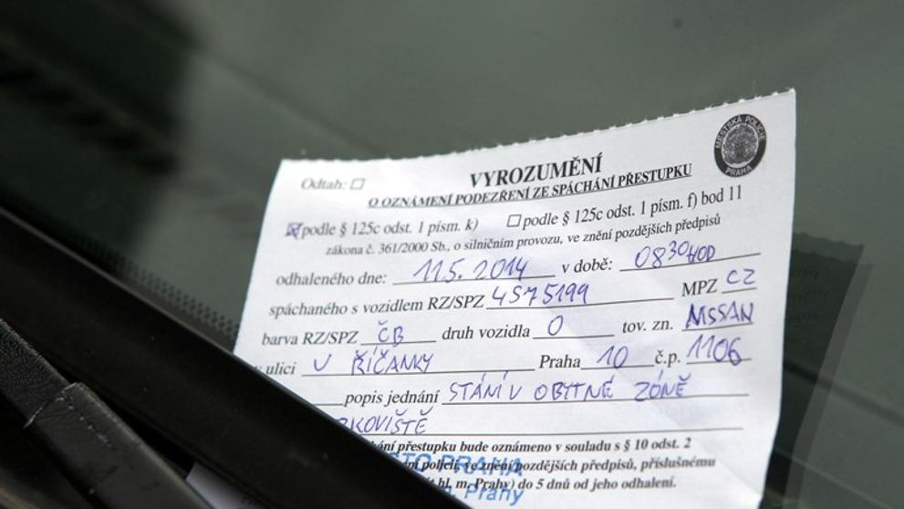 Pokuta pro Rychtáře a svíčky před domem Ivety Bartošové - 4