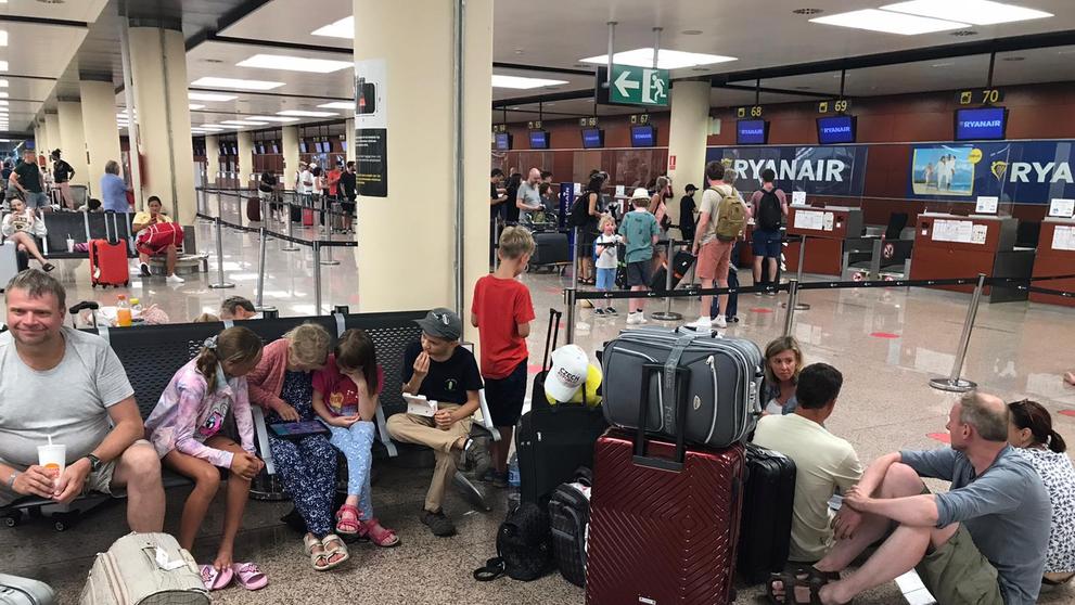 Češí uvízlí na barcelonském letišti
