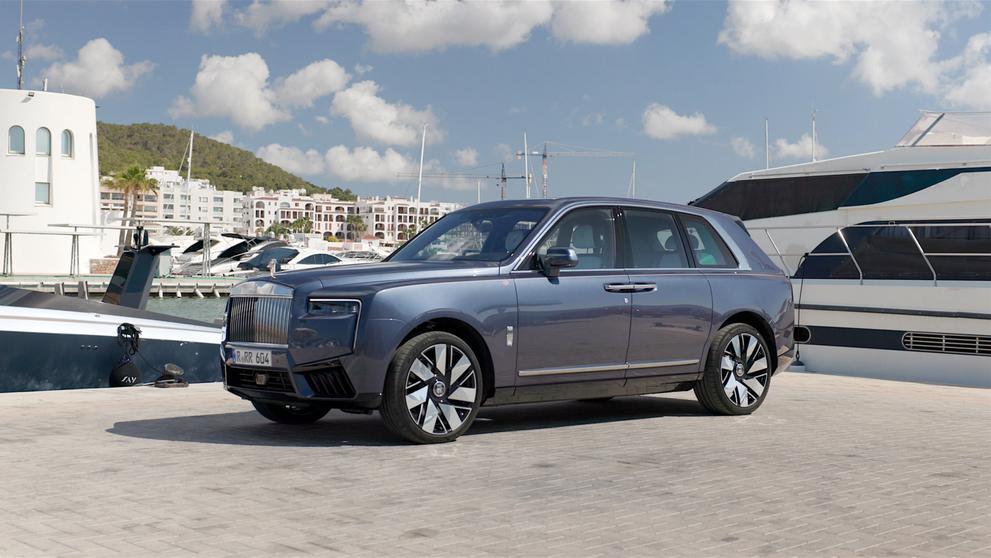 Rolls-Royce Cullinan Series II – Inspired by Rose
