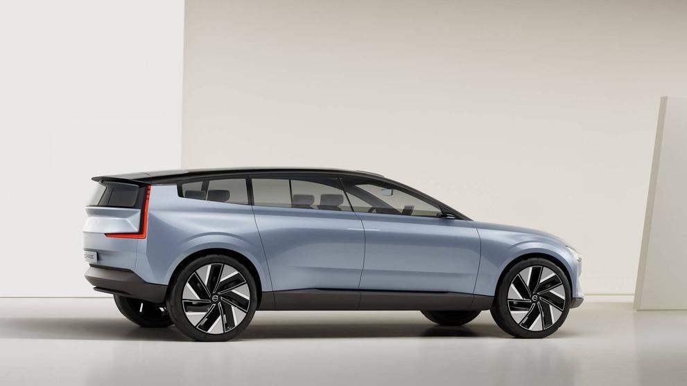 Koncept Volvo Recharge a unikátní technologie "laserových očí"
