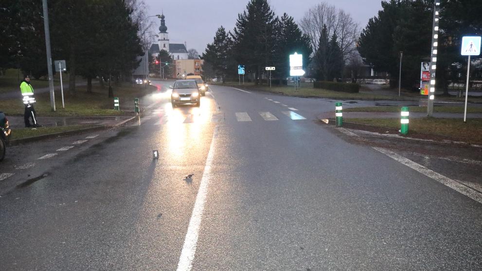 Dopravní nehoda ve Žďáru nad Sázavou (2)