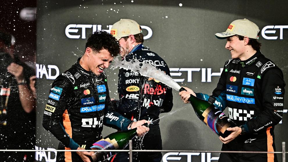 Lando Norris slaví titul mistra světa F1