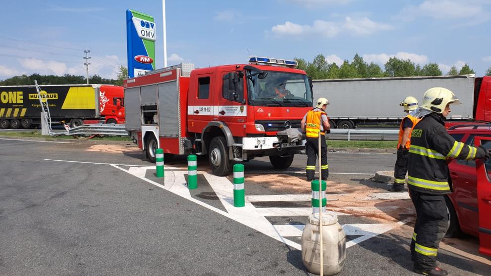 Nehoda na D8 ve směru na Prahu - 3