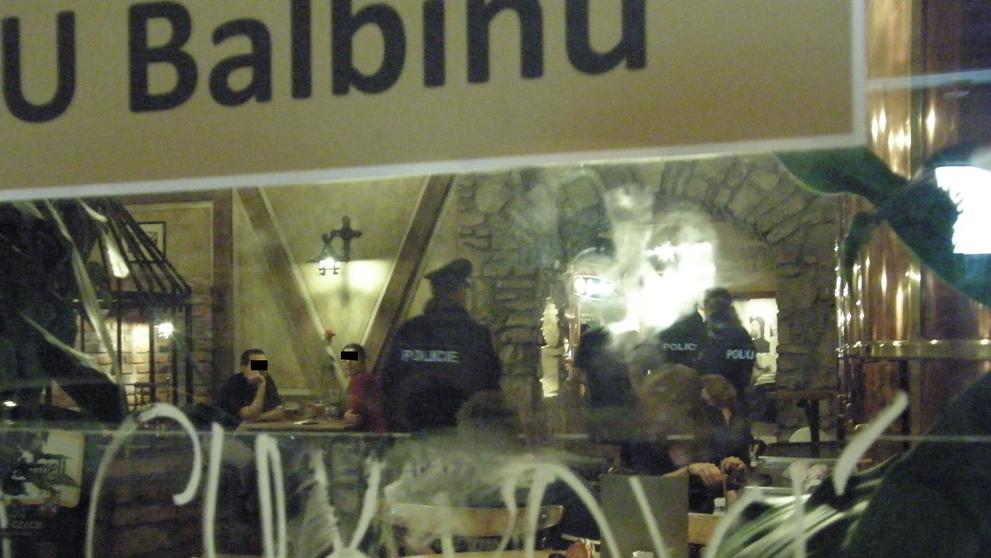 Policjení zátah na mladistvé opilce - 2