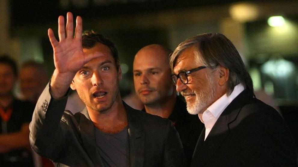 Jude Law na festivalu v Karlových Varech - 9