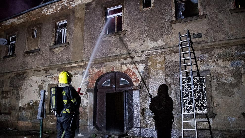 Požár v Jiříkově na Děčínsku zničil obytný dům - 2