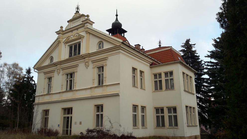 Nabízené nemovitosti ÚZSVM - Schnabelova vila Nová Paka